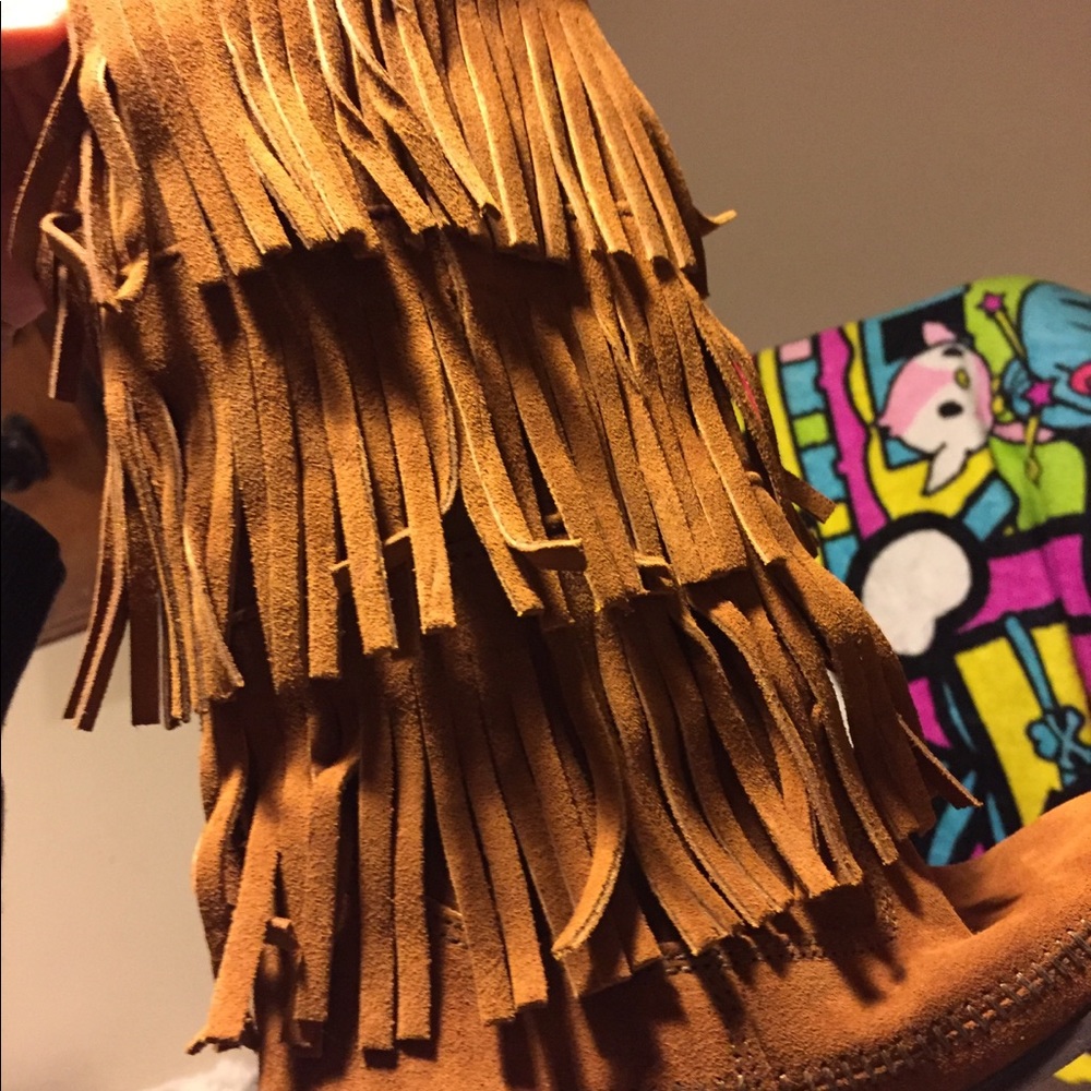 NIB Minnetonka LEGEND❤️ 2suede triple fringe boots